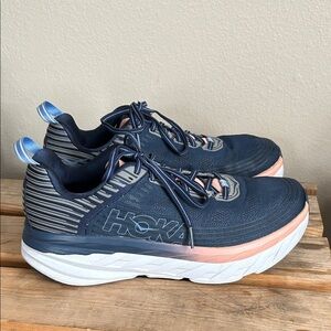 Hoka One One Bondi 6 in Mood Indigo, Dusty Pink Size 10.5